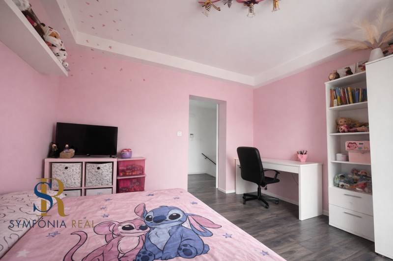 ChatGPT Image 15. 4. 2026, 21_08_41.png